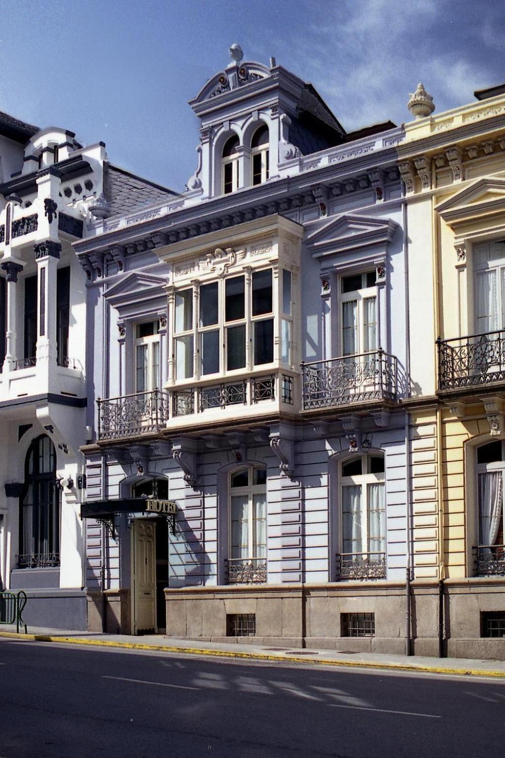 Hotel Villa De Луарка Экстерьер фото