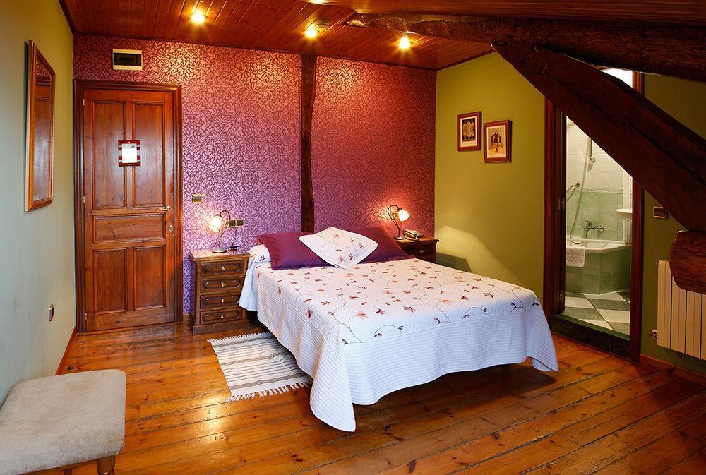 Hotel Villa De Луарка Экстерьер фото