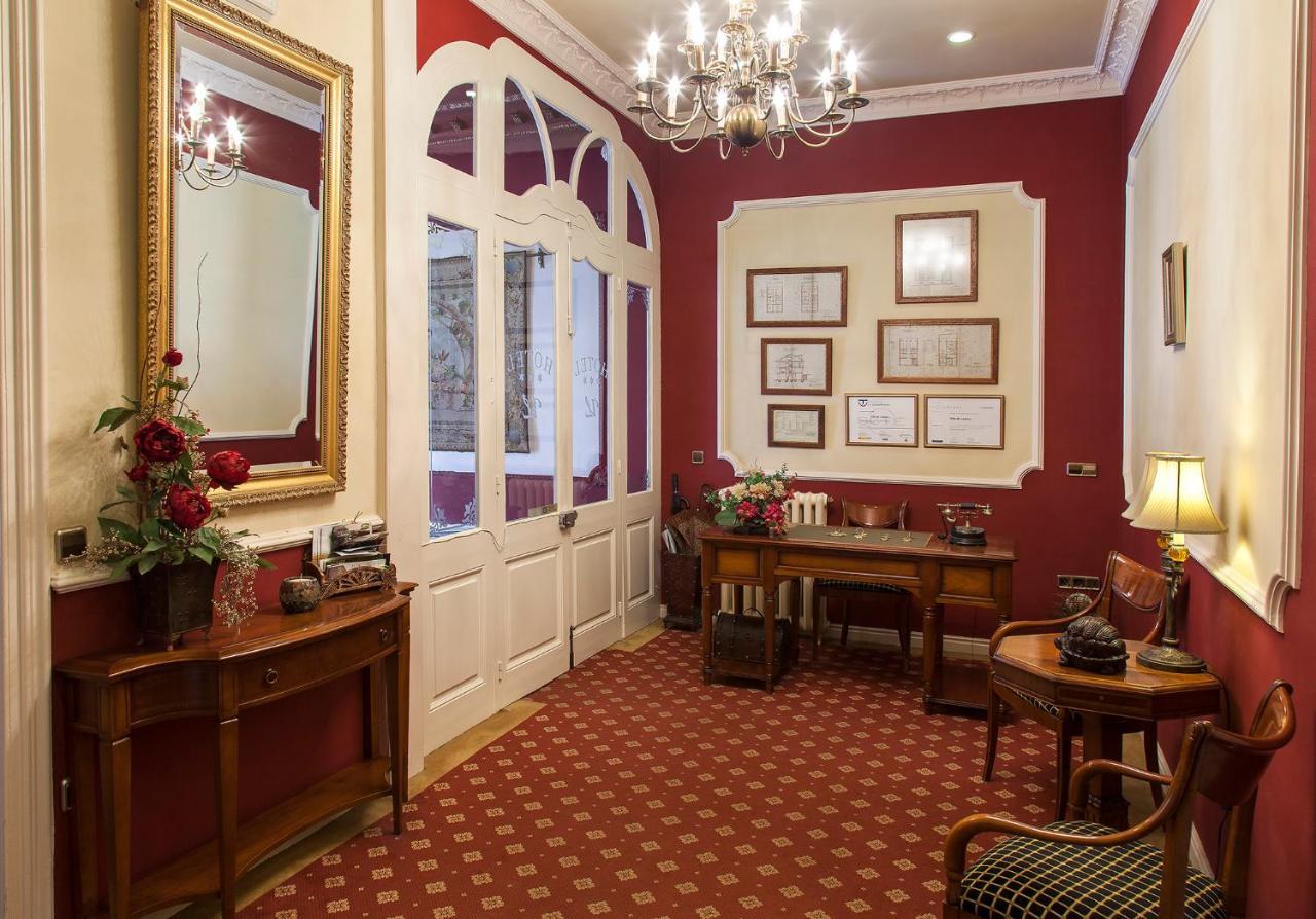 Hotel Villa De Луарка Экстерьер фото