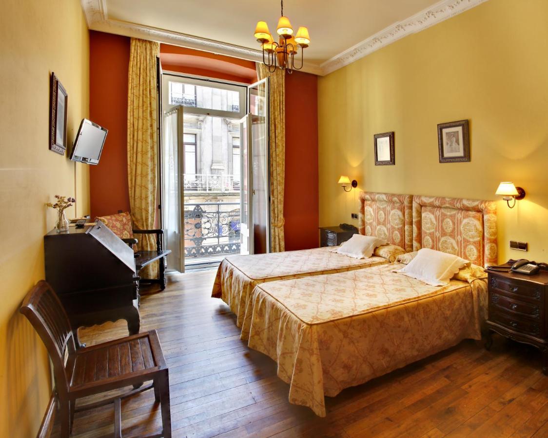 Hotel Villa De Луарка Номер фото